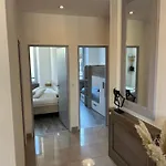 Le Xv Au Coeur D'aix - 3 Etoiles Apartman *