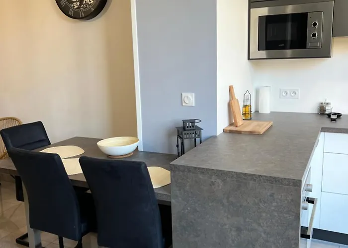 Le Xv Au Coeur D'aix - 3 Etoiles Apartman *